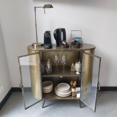 אמרספוט Saya Boutique Hotel מראה חיצוני תמונה